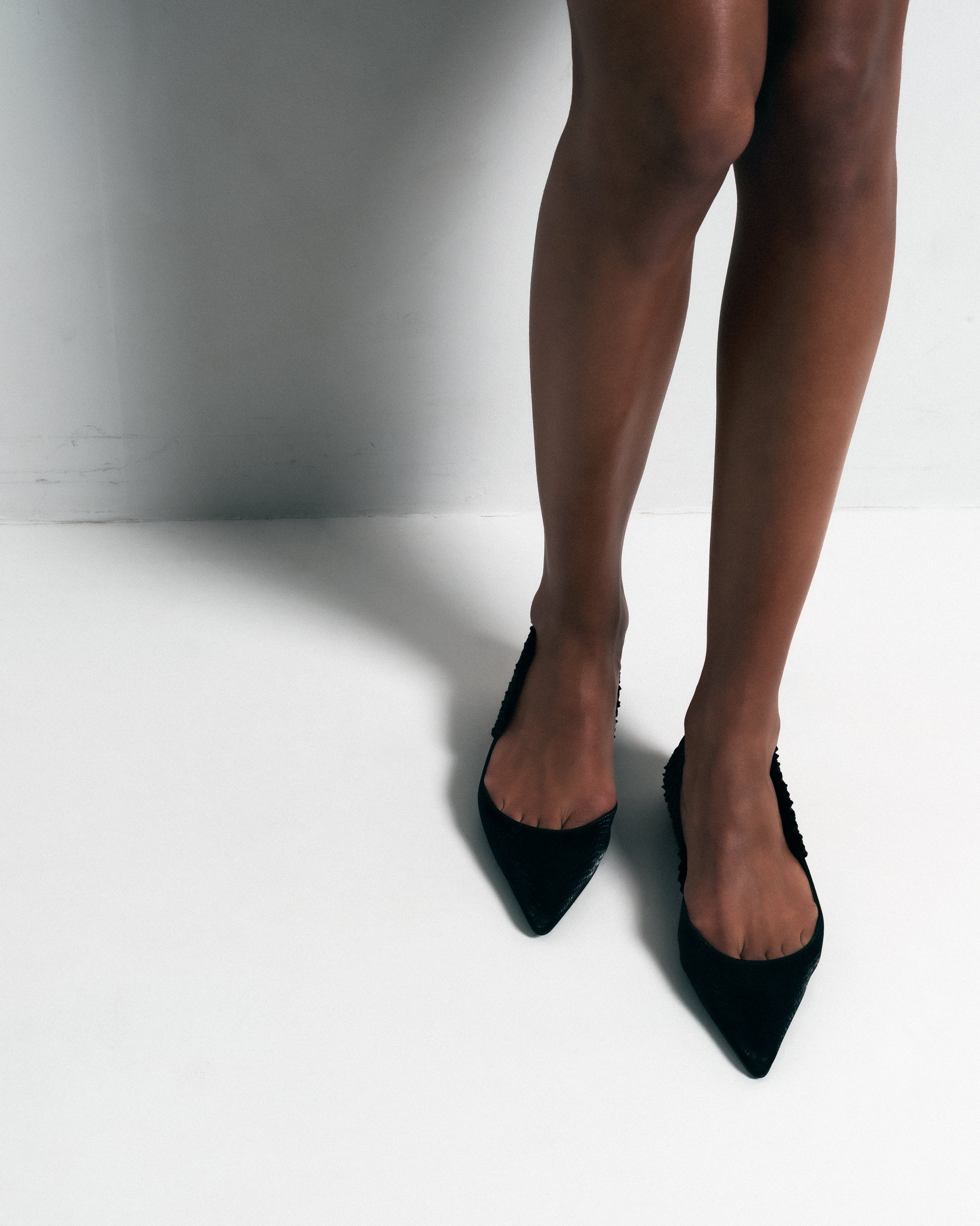11:30 am Sunday brunch - black