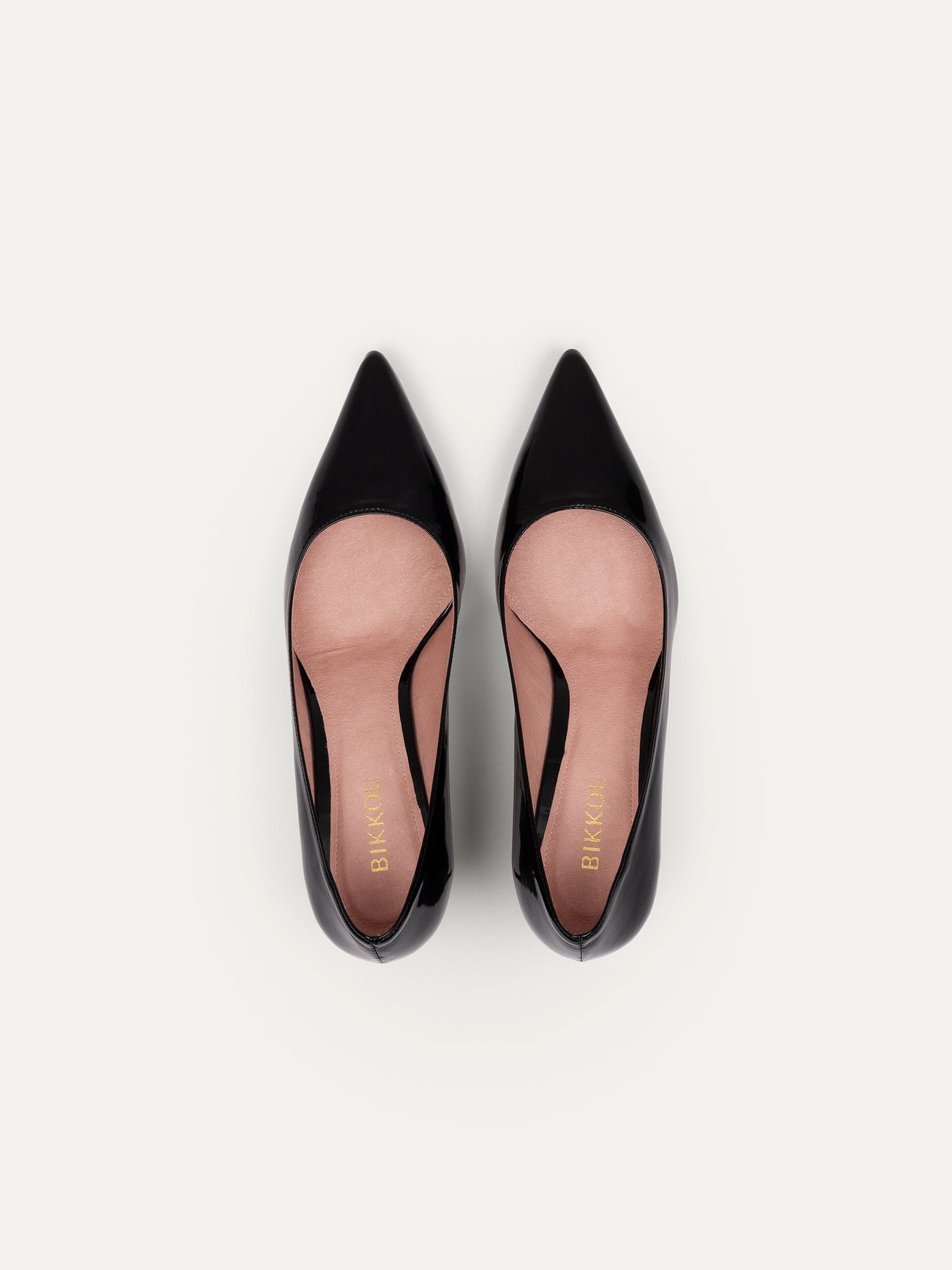 10 am Monday at the office - black