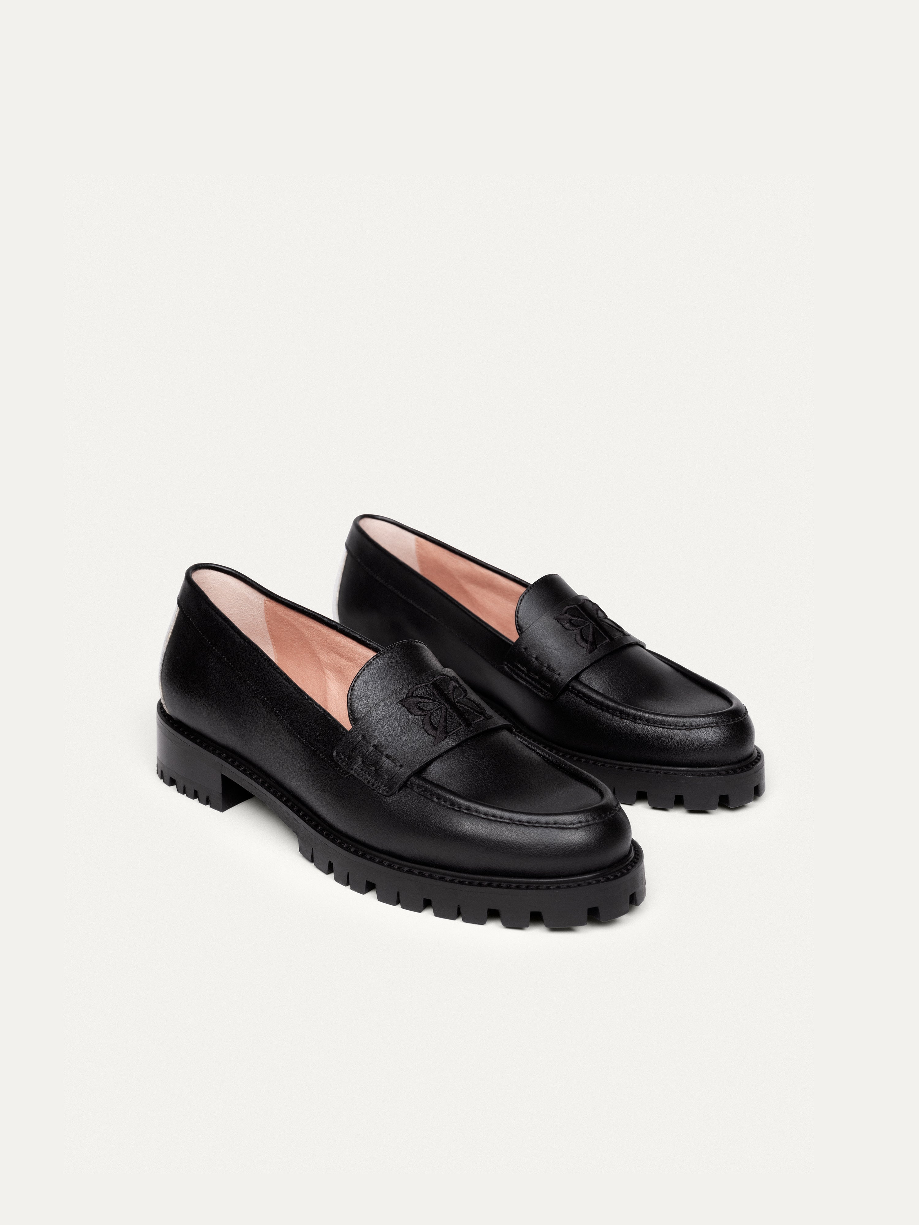 Bikkou 4PM Conf Call black vegan leather loafer side view