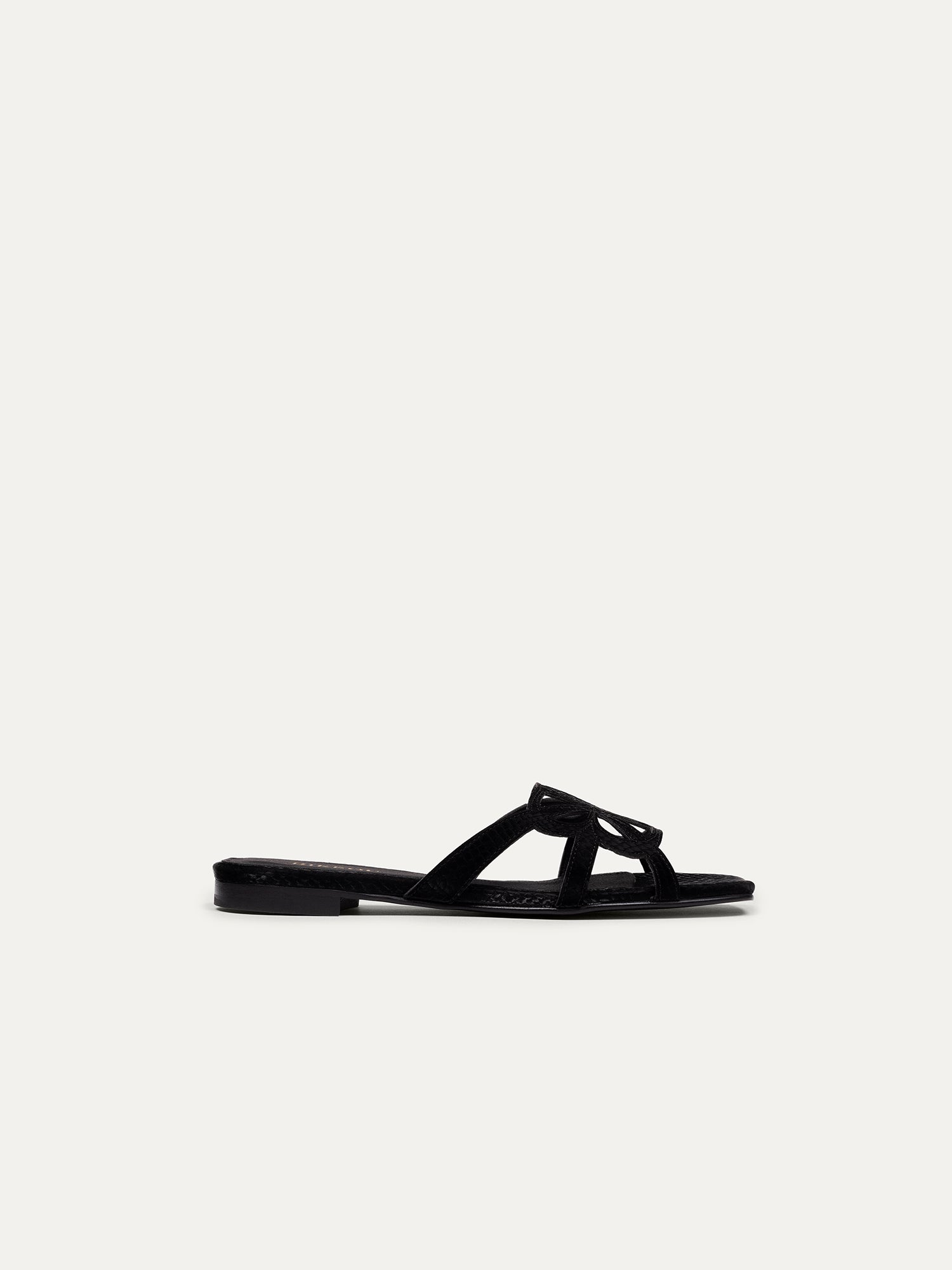 7 pm Sunset at the beach - black